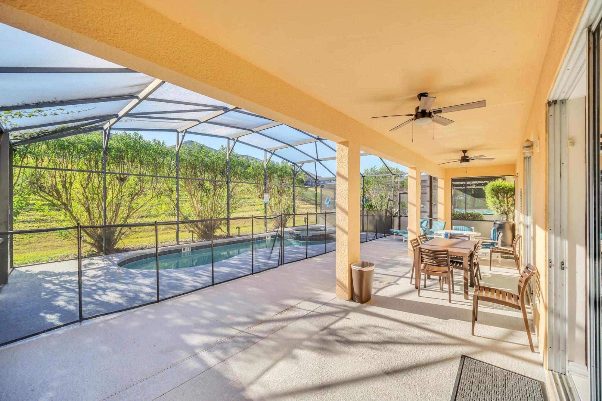 Ferienhaus Emerald Island 6 Bedroom 4 Bathroom Luxury