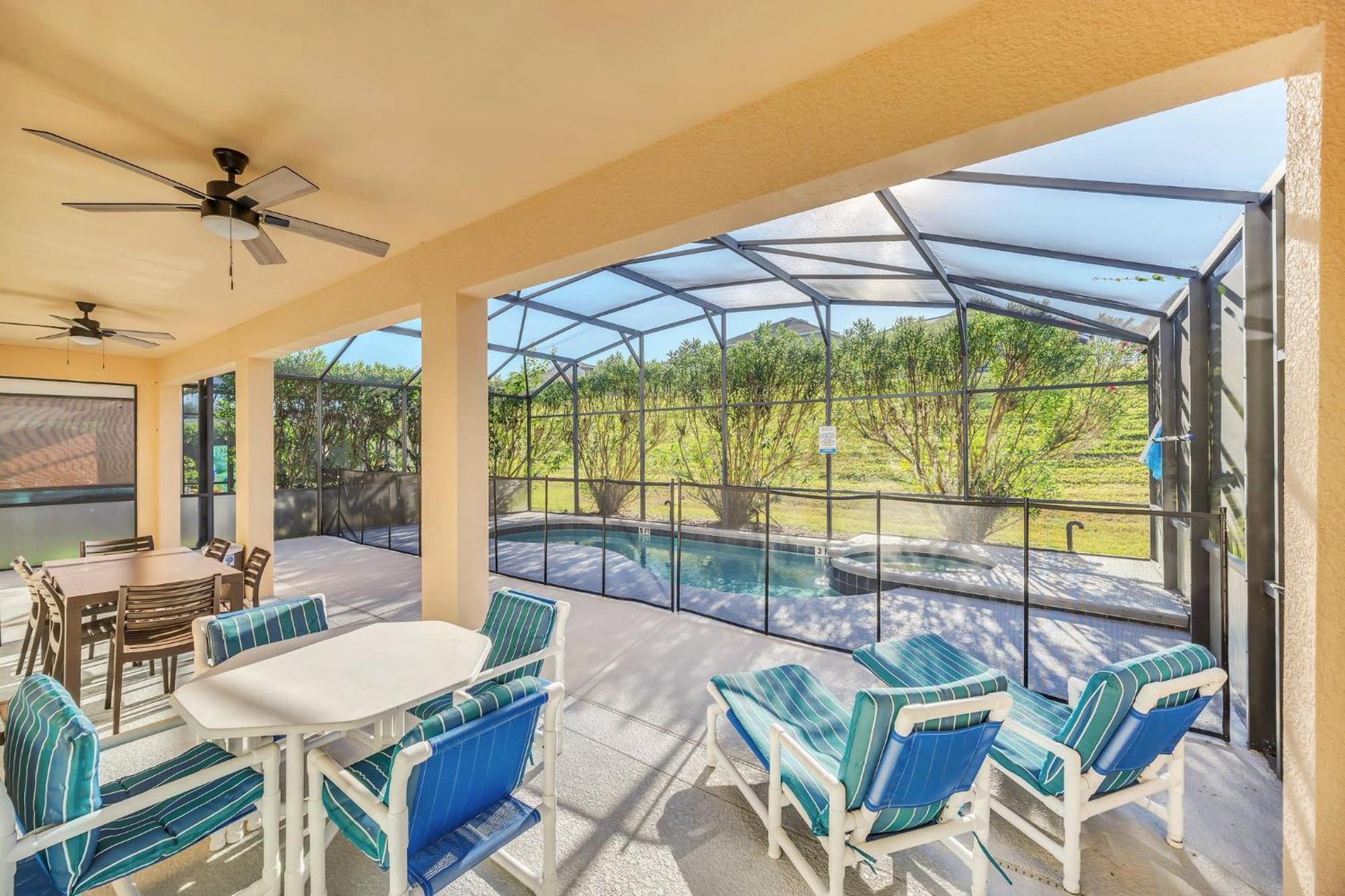 Emerald Island 6 Bedroom 4 Bathroom Luxury Ferienhaus *